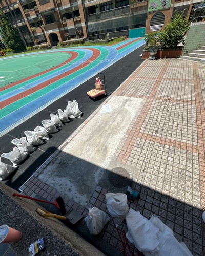 台北水泥工程, 台北學校操場水泥工程, 台北水泥地鋪面, 台北地坪水泥粉刷施作, 台北泥作師傅, 台北泥作工程, 台北土水師傅