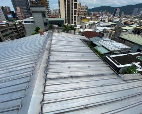 台北鐵皮屋頂修繕, 台北鐵皮屋漏水怎麼辦?, 台北鐵皮屋翻修, 新莊鐵皮屋修繕, 新莊鐵皮屋防水, 新莊鐵皮屋隔熱, 新莊鐵皮屋漏水維修, 新莊鐵皮屋搭建, 新莊泥作工程, 新莊居家修繕, 新莊居家用電修繕, 新莊系統櫃家俱, 
                        新莊舊屋改造, 新莊舊屋翻新, 中古屋翻修, 套房裝修, 結構補強, 新莊抓漏, 新莊房屋漏水, 新莊牆壁漏水, 新莊屋頂漏水, 新莊天花板漏水