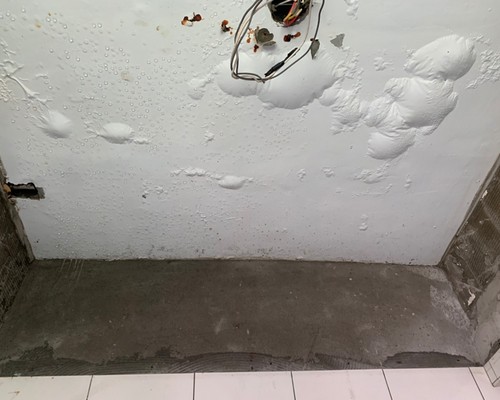 台北塑膠天花板施工, 台北PVC塑膠天花板施工, 台北老屋改造, 台北廁所天花板台北舊屋翻新, 台北泥作師傅, 台北泥作工程, 台北土水師傅