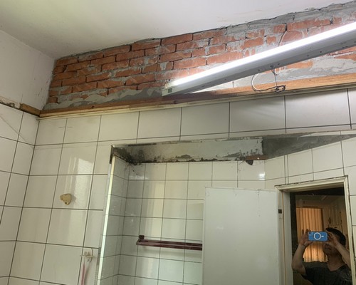 台北塑膠天花板施工, 台北PVC塑膠天花板施工, 台北老屋改造, 台北廁所天花板台北舊屋翻新, 台北泥作師傅, 台北泥作工程, 台北土水師傅