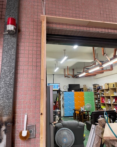 台北PC拉門, 台北塑膠拉門, 台北隔間拉門, 台北活動隔間拉門, 台北舊屋翻新, 台北塑膠拉門施工, 台北泥作工程, 台北地板工程, 台北泥作師傅, 台北泥作工程, 台北土水師傅