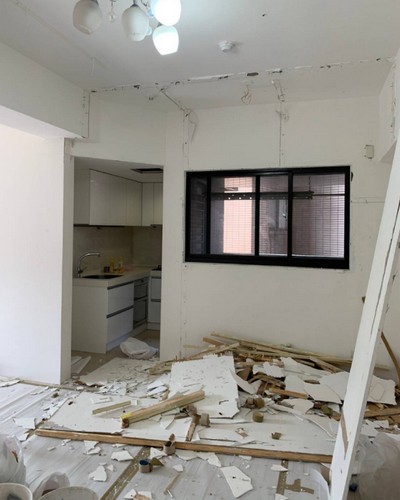 台北內湖整修完自售, 台北木作隔間, 台北木作家具, 台北滑軌門, 台北軌道門, 台北推拉門, 台北噴漆油漆工程, 台北拆除工程, 中和泥作工程, 中和地板工程, 中和泥作師傅, 中和泥作工程, 中和土水師傅