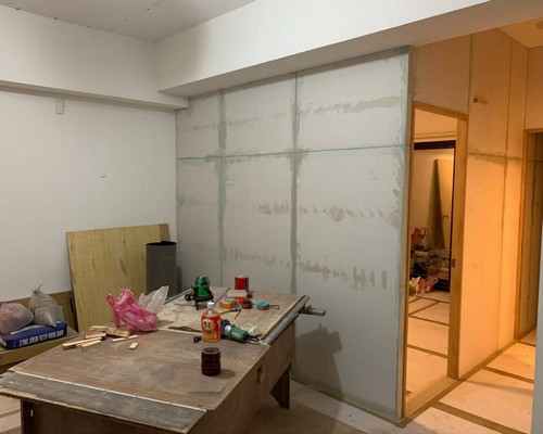 台北內湖整修完自售, 台北木作隔間, 台北木作家具, 台北滑軌門, 台北軌道門, 台北推拉門, 台北噴漆油漆工程, 台北拆除工程, 台北泥作工程, 台北地板工程, 台北泥作師傅, 台北泥作工程, 台北土水師傅