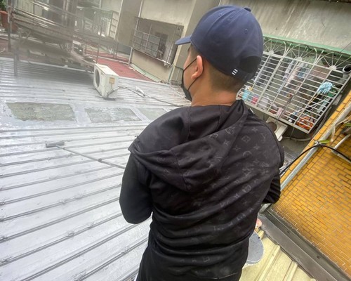 板橋鐵皮屋修繕, 台北鐵皮屋防水, 板橋鐵皮屋隔熱, 板橋鐵皮屋漏水維修, 板橋鐵皮屋搭建, 板橋泥作工程, 板橋居家修繕, 板橋居家用電修繕, 板橋系統櫃家俱, 
                        板橋舊屋改造, 板橋舊屋翻新, 中古屋翻修, 套房裝修, 結構補強, 板橋抓漏, 板橋房屋漏水, 板橋牆壁漏水, 板橋屋頂漏水, 板橋天花板漏水